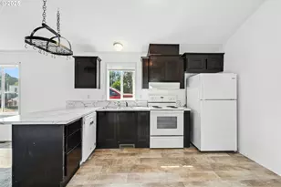 1530 Tamarack St, Sweet Home, OR 97386 - Photo 9