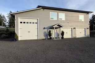 788 Patrick St, Coos Bay, OR 97420 - Photo 1
