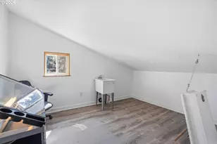 2379 SE 112th Ave, Portland, OR 97216 - Photo 33