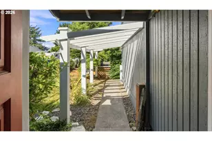 9160 Keys Pl, Gleneden Beach, OR 97388 - Photo 31