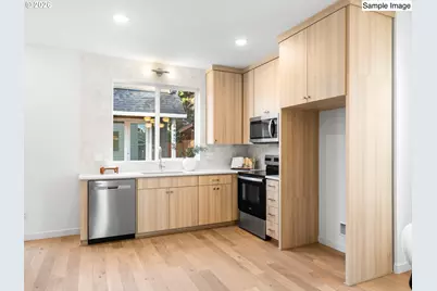 6437 SE 88th Ave, Portland, OR 97266 - Photo 3