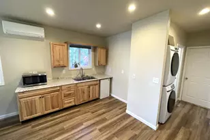 1945 Sunrise Blvd, Eugene, OR 97405 - Photo 25