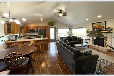 1945 Sunrise Blvd, Eugene, OR 97405 - Photo 3