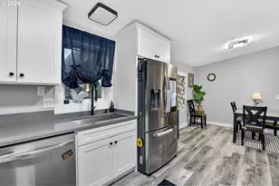 2905 NE 206th Pl, Fairview, OR 97024 - Photo 13