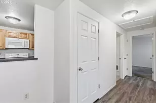 273 SE 162nd Ave, Portland, OR 97233 - Photo 11