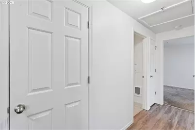 273 SE 162nd Ave, Portland, OR 97233 - Photo 13