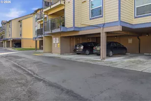 273 SE 162nd Ave, Portland, OR 97233 - Photo 3