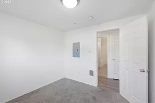 273 SE 162nd Ave, Portland, OR 97233 - Photo 23