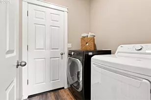 1153 Welcome Way, Eugene, OR 97402 - Photo 35