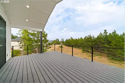 486 Meadows Dr, Manzanita, OR 97130 - Photo 39