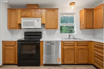 30482 S Marian St, Molalla, OR 97038 - Photo 13