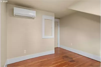 391 W 1st St, Halsey, OR 97348 - Photo 33