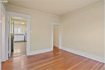 391 W 1st St, Halsey, OR 97348 - Photo 25