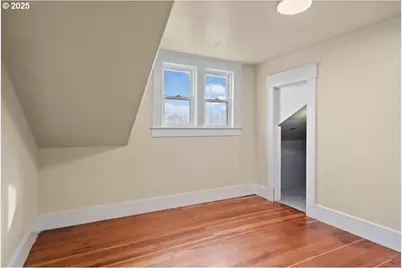 391 W 1st St, Halsey, OR 97348 - Photo 31