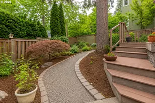 10625 SW Oriole Cir, Beaverton, OR 97007 - Photo 39