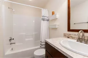 10625 SW Oriole Cir, Beaverton, OR 97007 - Photo 21