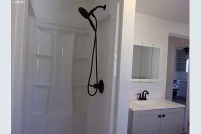 222 W 1st Ave, Riddle, OR 97469 - Photo 15
