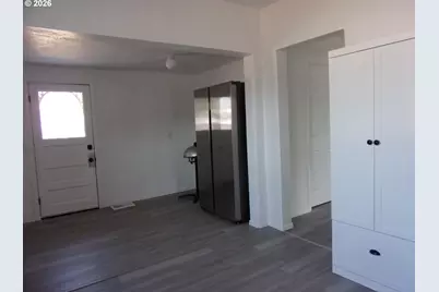 222 W 1st Ave, Riddle, OR 97469 - Photo 17