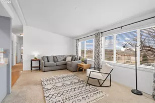 3127 SW River View Dr, Pendleton, OR 97801 - Photo 9