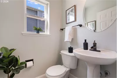 6911 N Congress Ave, Portland, OR 97217 - Photo 15