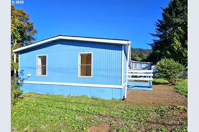 97841 Harbor View Cir, Brookings, OR 97415 - Photo 21