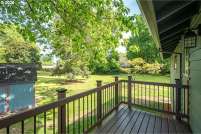 2725 SE Hollyhock Ct, Hillsboro, OR 97123 - Photo 13