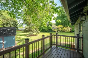 2725 SE Hollyhock Ct, Hillsboro, OR 97123 - Photo 13