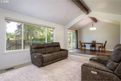 2725 SE Hollyhock Ct, Hillsboro, OR 97123 - Photo 5
