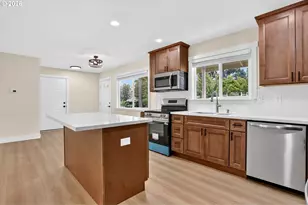 13670 SW 21st St, Beaverton, OR 97008 - Photo 11