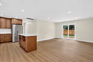 13670 SW 21st St, Beaverton, OR 97008 - Photo 5