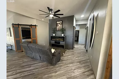 97450 Kadora Ln, North Bend, OR 97459 - Photo 5