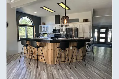 97450 Kadora Ln, North Bend, OR 97459 - Photo 7