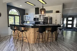 97450 Kadora Ln, North Bend, OR 97459 - Photo 7