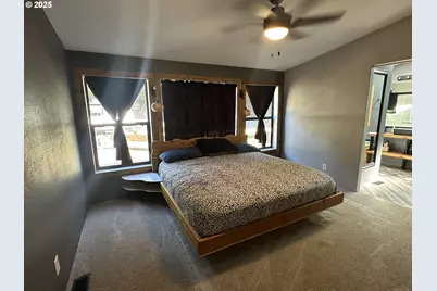 97450 Kadora Ln, North Bend, OR 97459 - Photo 9