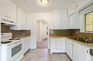 1887 Madrona St, North Bend, OR 97459 - Photo 19