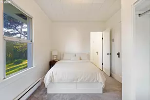 1887 Madrona St, North Bend, OR 97459 - Photo 23