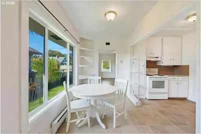 Madrona St, North Bend, OR 97459 - Photo 13