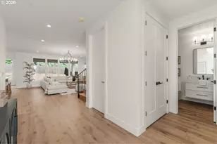 131 E 24TH Ave, La Center, WA 98629 - Photo 9