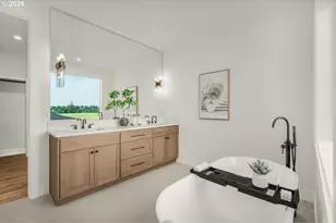 131 E 24TH Ave, La Center, WA 98629 - Photo 35