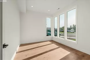 131 E 24TH Ave, La Center, WA 98629 - Photo 7