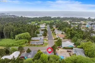 365 NE 70th Dr, Newport, OR 97365 - Photo 3