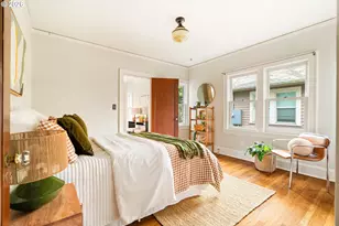 5916 N Moore Ave, Portland, OR 97217 - Photo 13