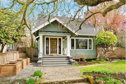 5916 N Moore Ave, Portland, OR 97217 - Photo 1