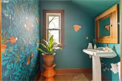 5916 N Moore Ave, Portland, OR 97217 - Photo 23