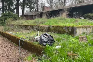 16222 SE Oatfield Rd, Milwaukie, OR 97267 - Photo 1