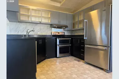 2150 Laura St #39, Springfield, OR 97477 - Photo 11