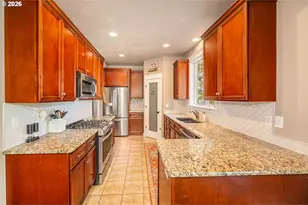 1750 E Taylor Ave, Cottage Grove, OR 97424 - Photo 7