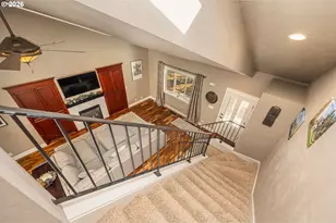 1750 E Taylor Ave, Cottage Grove, OR 97424 - Photo 25