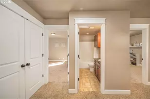 1750 E Taylor Ave, Cottage Grove, OR 97424 - Photo 25