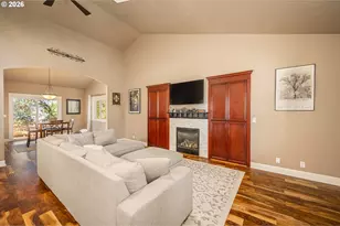 1750 E Taylor Ave, Cottage Grove, OR 97424 - Photo 3